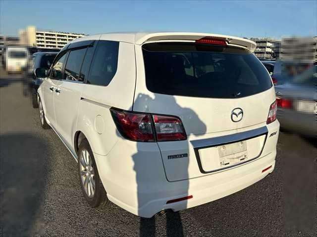 A 2012 MAZDA MPV 8 Seater A 2012 MAZDA MPV 8 Seater