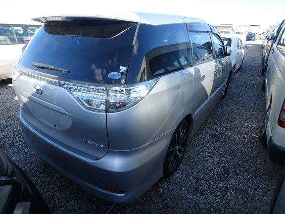 A 2012 TOYOTA ESTIMA Aeras A 2012 TOYOTA ESTIMA Aeras