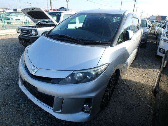 A 2013 TOYOTA ESTIMA Aeras A 2013 TOYOTA ESTIMA Aeras