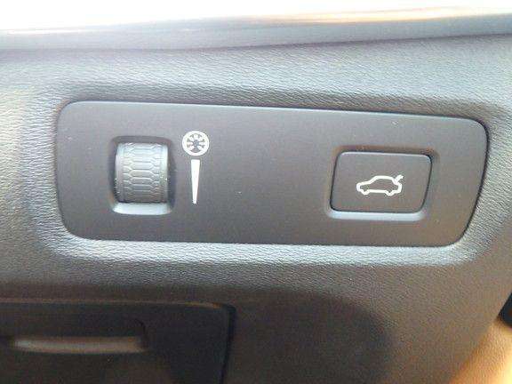 2018 VOLVO S90 2018 VOLVO S90