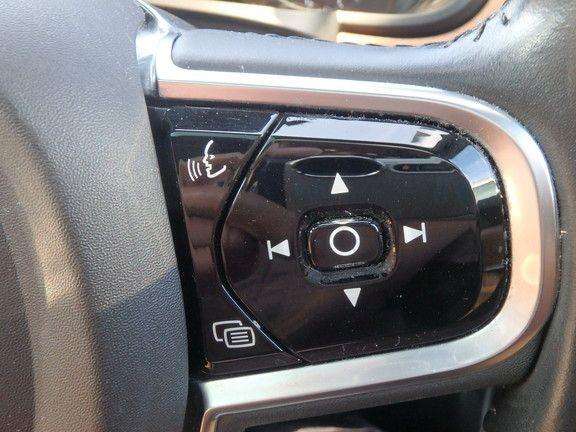 2018 VOLVO S90 2018 VOLVO S90