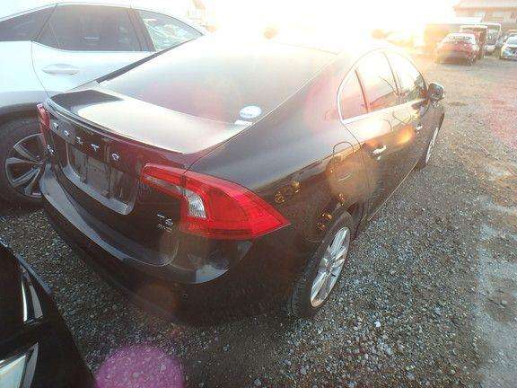 2013 VOLVO S60 2013 VOLVO S60