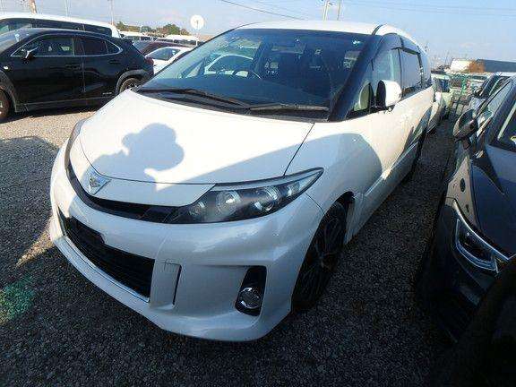 A 2013 TOYOTA ESTIMA Aeras A 2013 TOYOTA ESTIMA Aeras