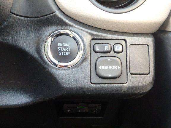 2012 TOYOTA VITZ 2012 TOYOTA VITZ