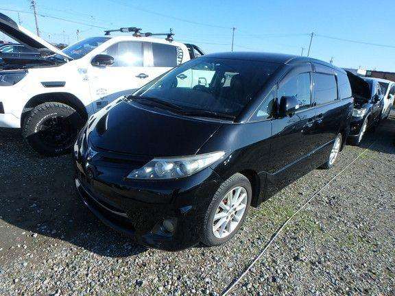 A 2010 TOYOTA ESTIMA Aeras A 2010 TOYOTA ESTIMA Aeras