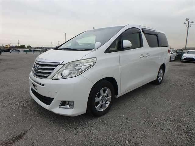 A 2013 TOYOTA ALPHARD 240X A 2013 TOYOTA ALPHARD 240X