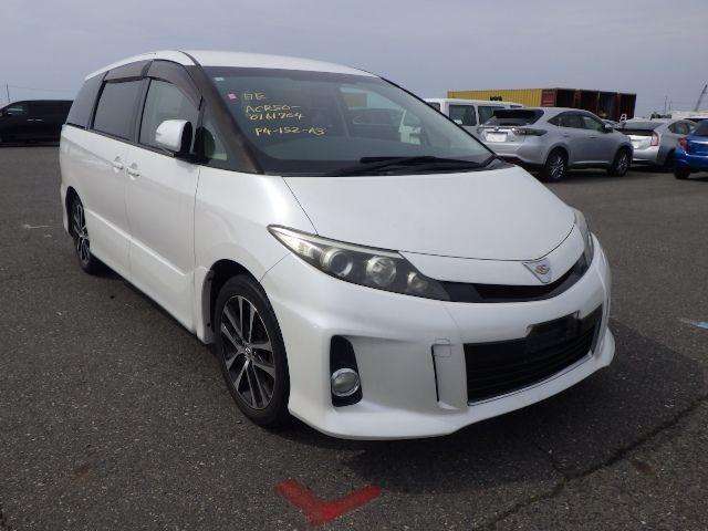 A 2013 TOYOTA ESTIMA Aeras A 2013 TOYOTA ESTIMA Aeras