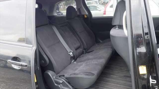 A 2013 TOYOTA ESTIMA Aeras A 2013 TOYOTA ESTIMA Aeras