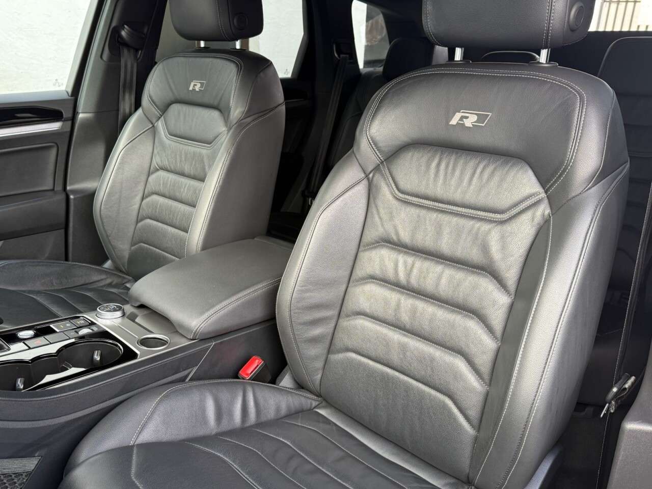 2021 VOLKSWAGEN TOUAREG 2021 VOLKSWAGEN TOUAREG