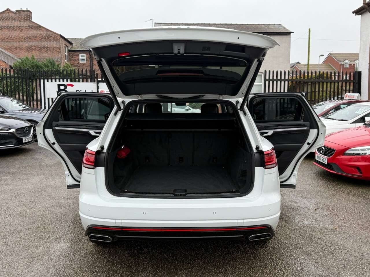 2021 VOLKSWAGEN TOUAREG 2021 VOLKSWAGEN TOUAREG