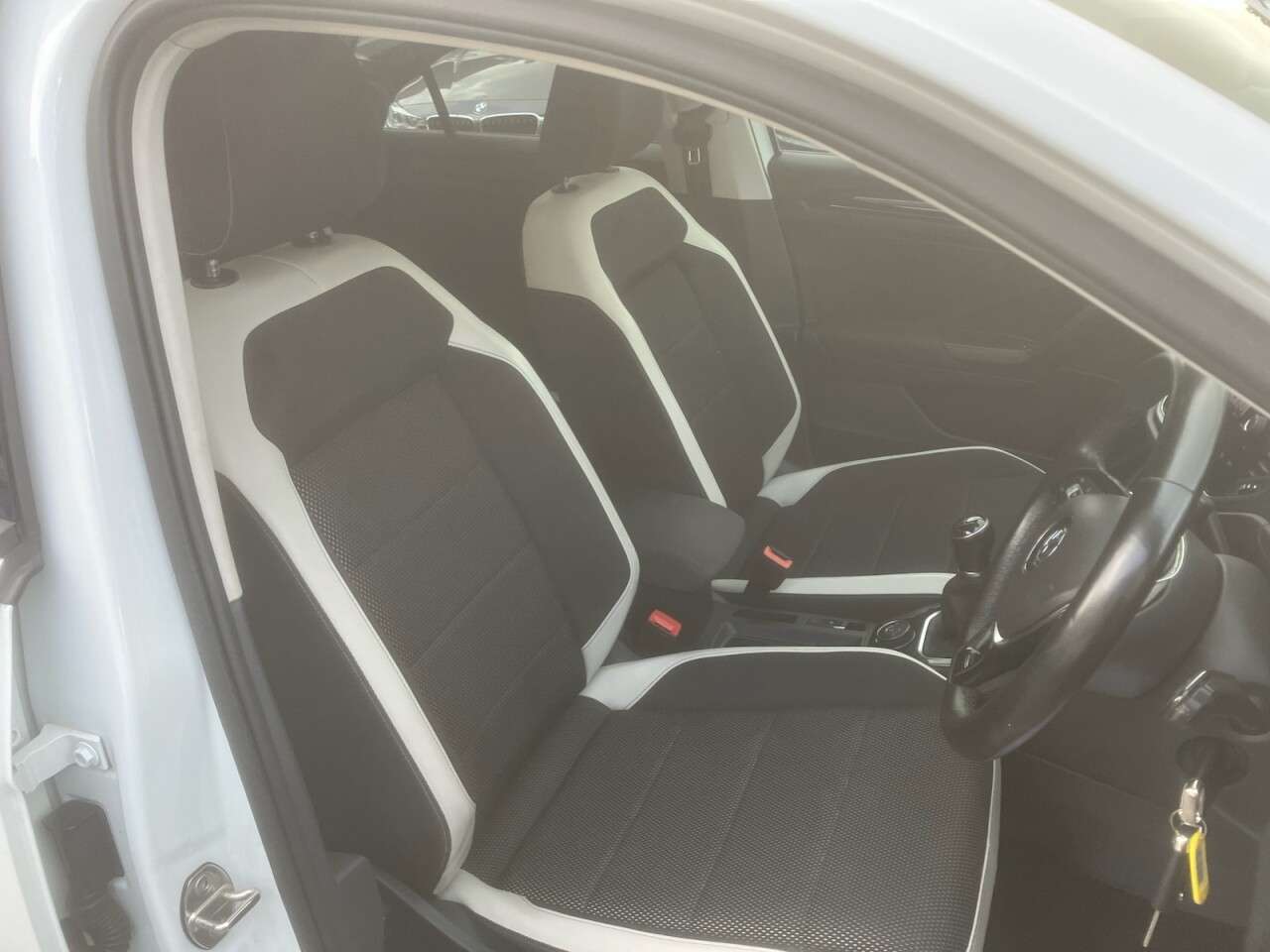 2018 VOLKSWAGEN T-ROC 2018 VOLKSWAGEN T-ROC