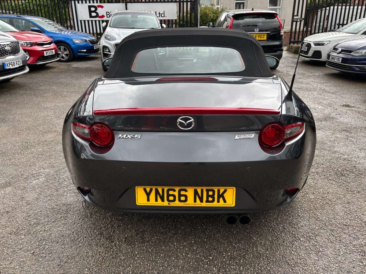 2016 MAZDA MX-5 2016 MAZDA MX-5