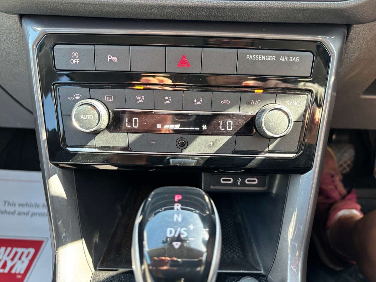 2021 VOLKSWAGEN T-CROSS 2021 VOLKSWAGEN T-CROSS