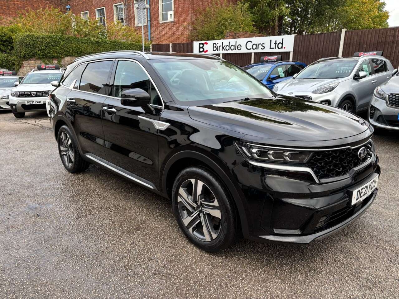 A 2021 KIA SORENTO 2.2 CRDi 3 SUV 5dr Diesel DCT AWD Auto Euro 6 (s/s) (199 bhp) FSH (KIA) - L A 2021 KIA SORENTO 2.2 CRDi 3 SUV 5dr Diesel DCT AWD Auto Euro 6 (s/s) (199 bhp) FSH (KIA) - L