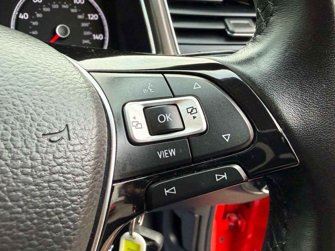 2018 VOLKSWAGEN T-ROC 2018 VOLKSWAGEN T-ROC