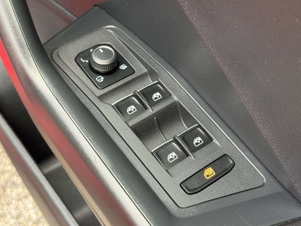 2018 VOLKSWAGEN T-ROC 2018 VOLKSWAGEN T-ROC