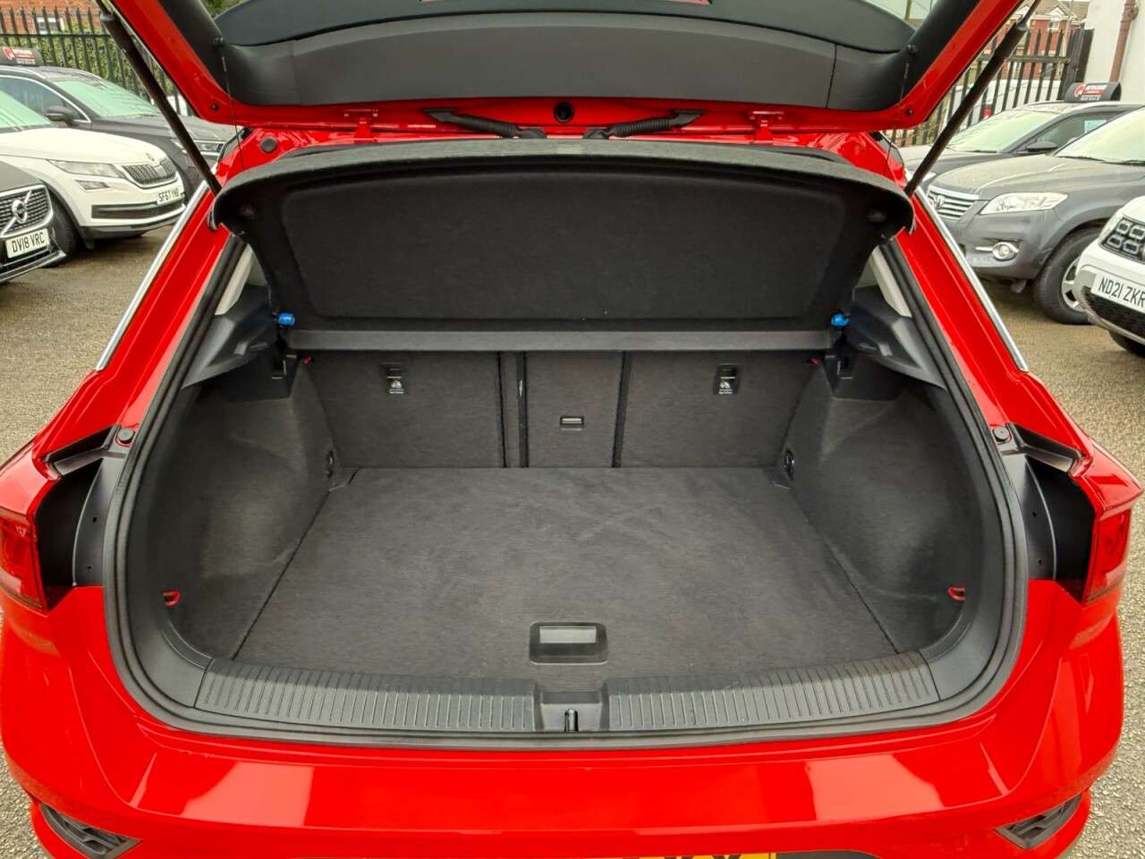 2018 VOLKSWAGEN T-ROC 2018 VOLKSWAGEN T-ROC