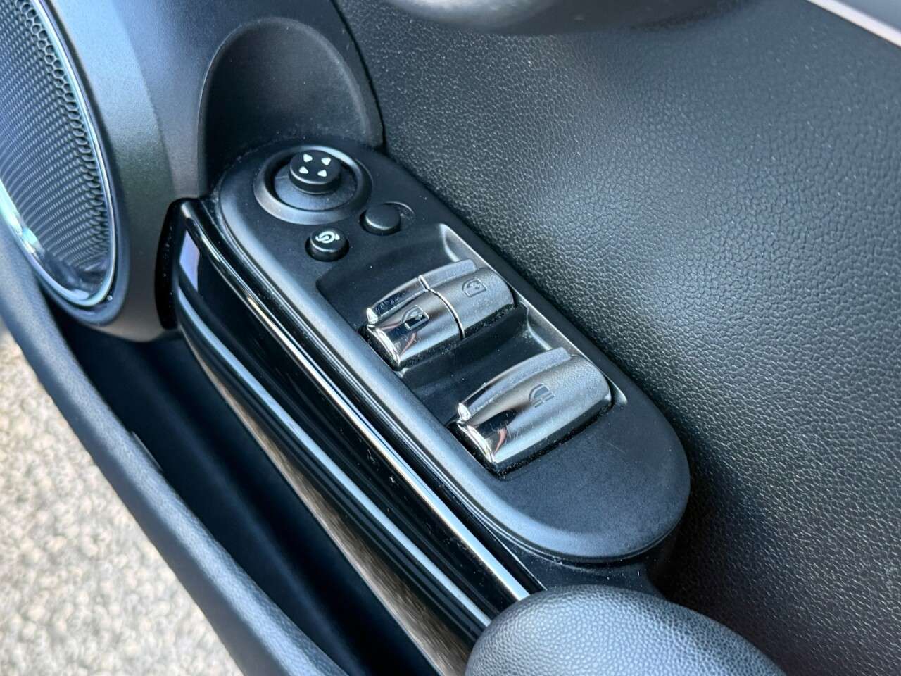 2020 MINI CONVERTIBLE 2020 MINI CONVERTIBLE