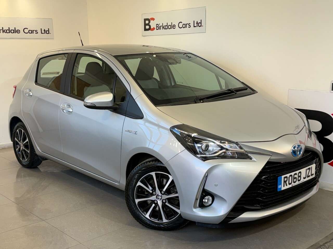 2018 TOYOTA YARIS 2018 TOYOTA YARIS