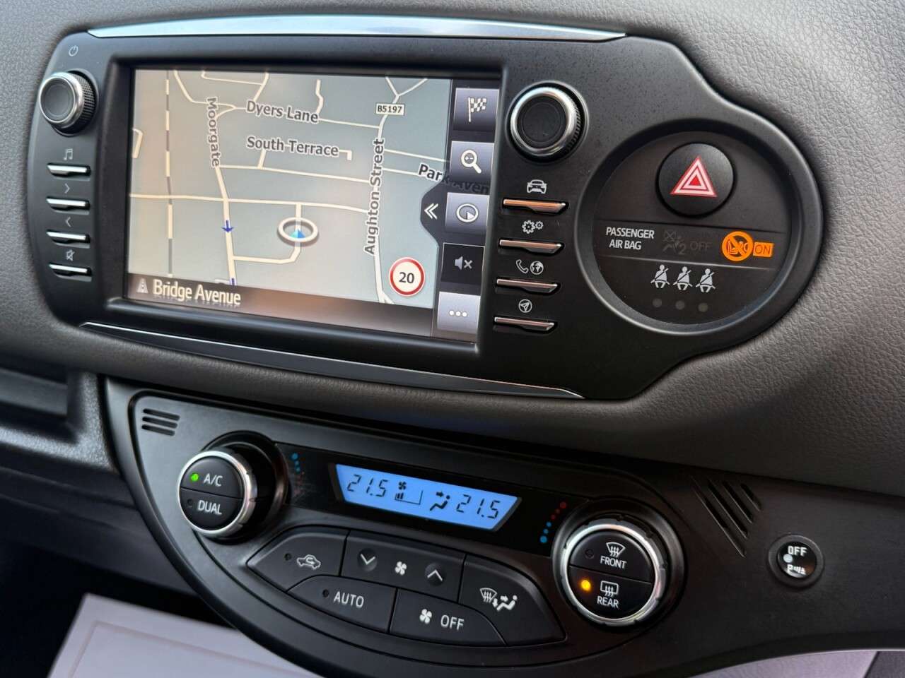 2018 TOYOTA YARIS 2018 TOYOTA YARIS