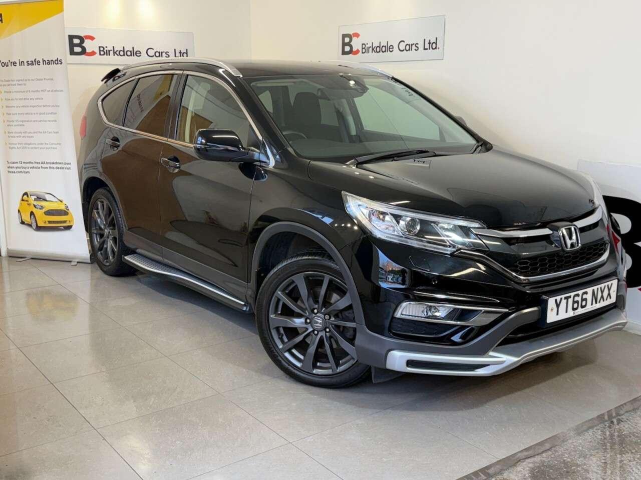 A 2016 HONDA CR-V 1.6 i-DTEC SR SUV 5dr Diesel Auto 4WD Euro 6 (160 ps) FSH - DAB -4WD - £300 A 2016 HONDA CR-V 1.6 i-DTEC SR SUV 5dr Diesel Auto 4WD Euro 6 (160 ps) FSH - DAB -4WD - £300