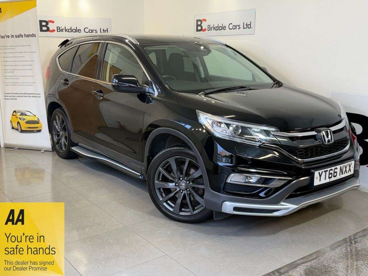 A 2016 HONDA CR-V 1.6 i-DTEC SR SUV 5dr Diesel Auto 4WD Euro 6 (160 ps) FSH - DAB -4WD - £300 A 2016 HONDA CR-V 1.6 i-DTEC SR SUV 5dr Diesel Auto 4WD Euro 6 (160 ps) FSH - DAB -4WD - £300