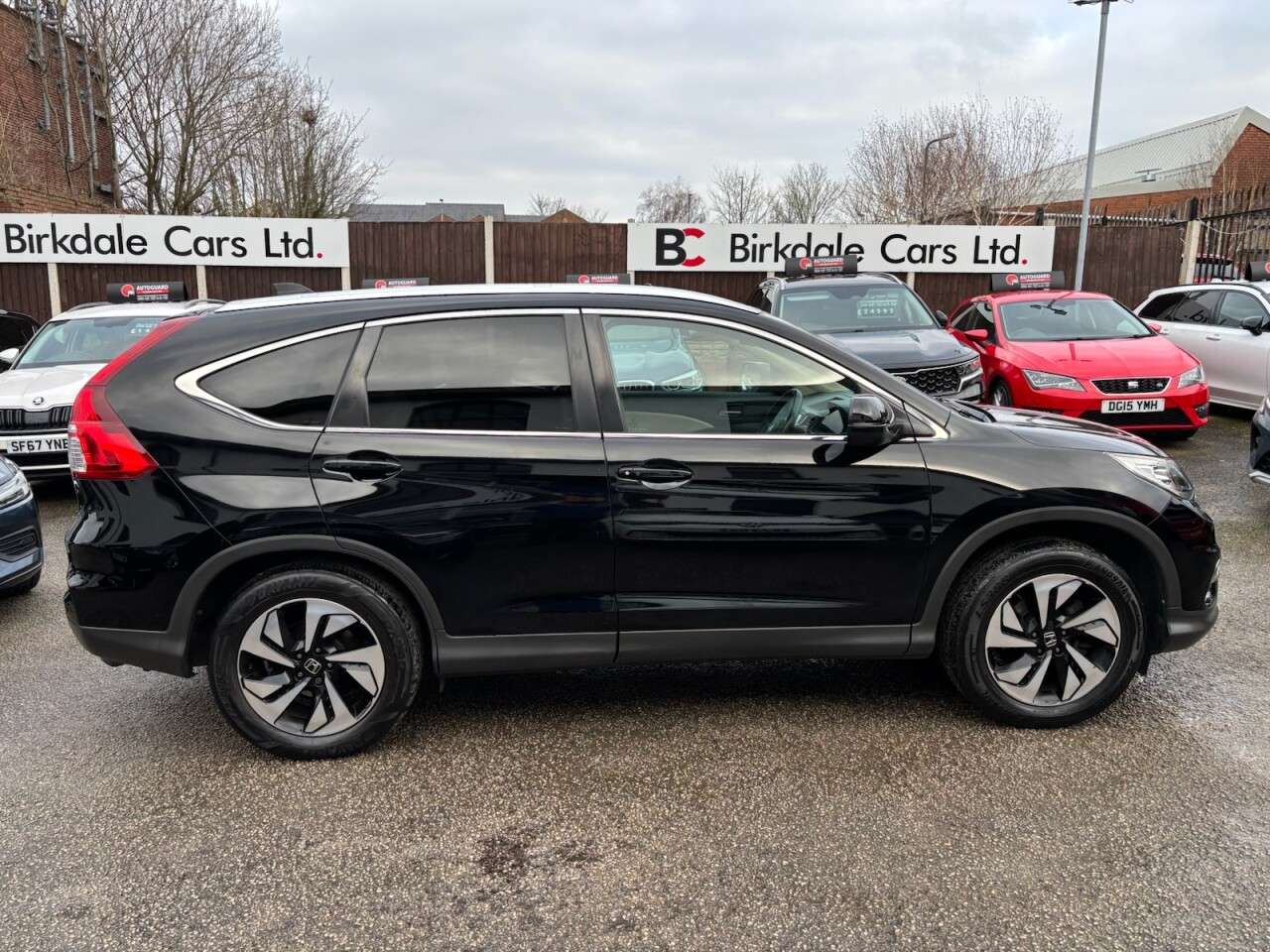 A 2015 HONDA CR-V 1.6 i-DTEC EX SUV 5dr Diesel Manual 4WD Euro 6 (s/s) (160 ps) FSH - LEATHER A 2015 HONDA CR-V 1.6 i-DTEC EX SUV 5dr Diesel Manual 4WD Euro 6 (s/s) (160 ps) FSH - LEATHER