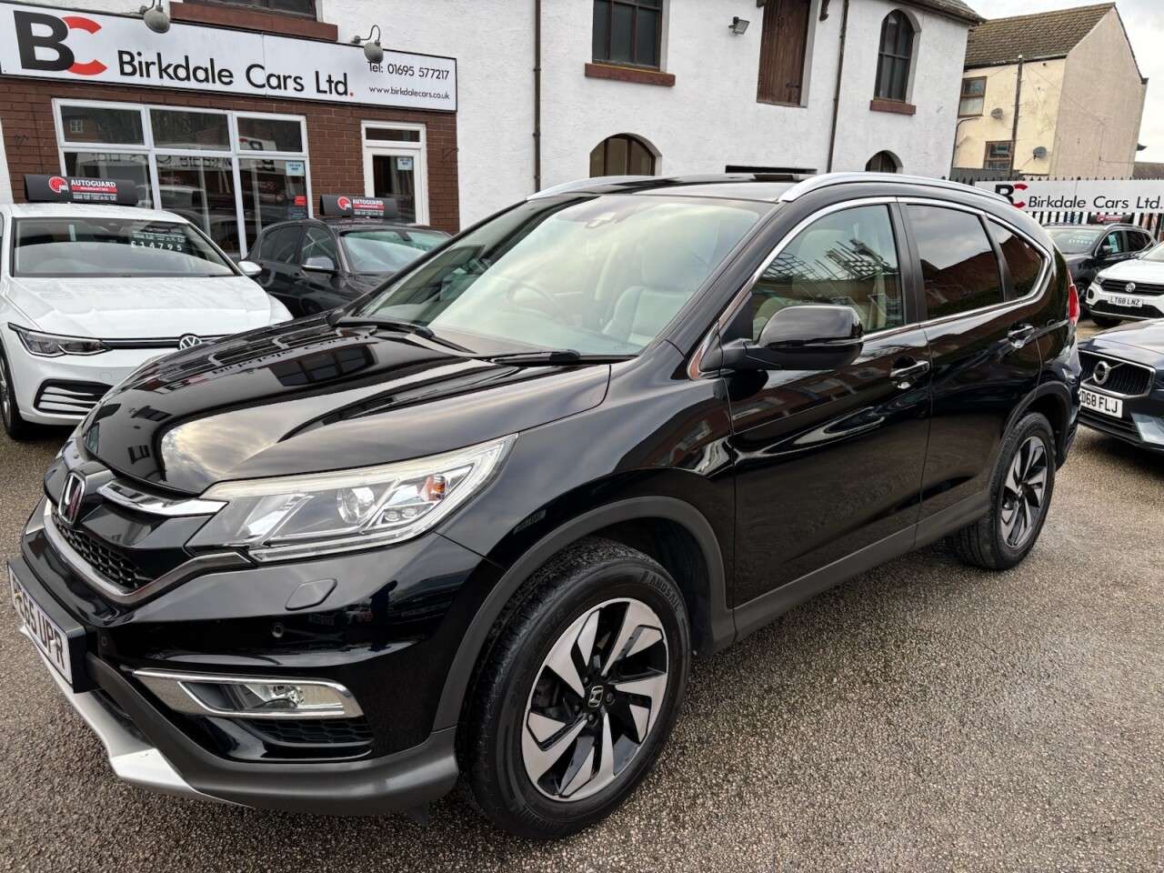 A 2015 HONDA CR-V 1.6 i-DTEC EX SUV 5dr Diesel Manual 4WD Euro 6 (s/s) (160 ps) FSH - LEATHER A 2015 HONDA CR-V 1.6 i-DTEC EX SUV 5dr Diesel Manual 4WD Euro 6 (s/s) (160 ps) FSH - LEATHER