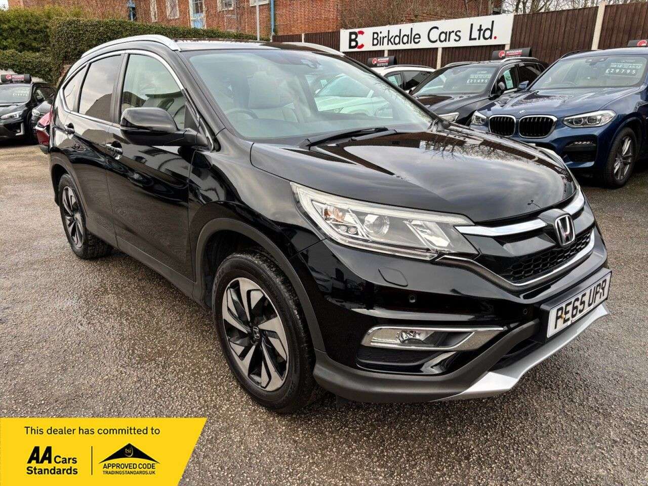 A 2015 HONDA CR-V 1.6 i-DTEC EX SUV 5dr Diesel Manual 4WD Euro 6 (s/s) (160 ps) FSH - LEATHER A 2015 HONDA CR-V 1.6 i-DTEC EX SUV 5dr Diesel Manual 4WD Euro 6 (s/s) (160 ps) FSH - LEATHER