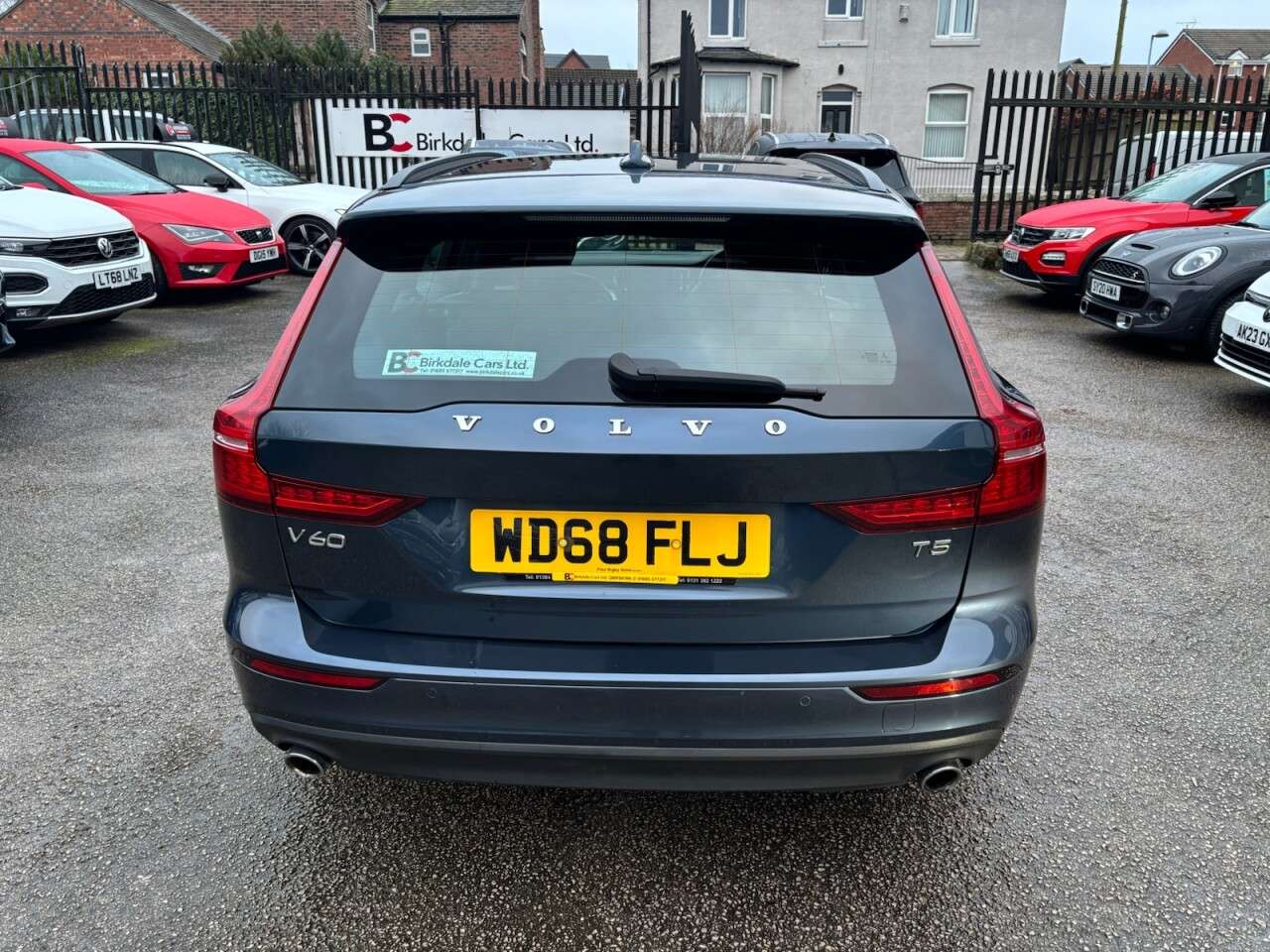 2018 VOLVO V60 2018 VOLVO V60