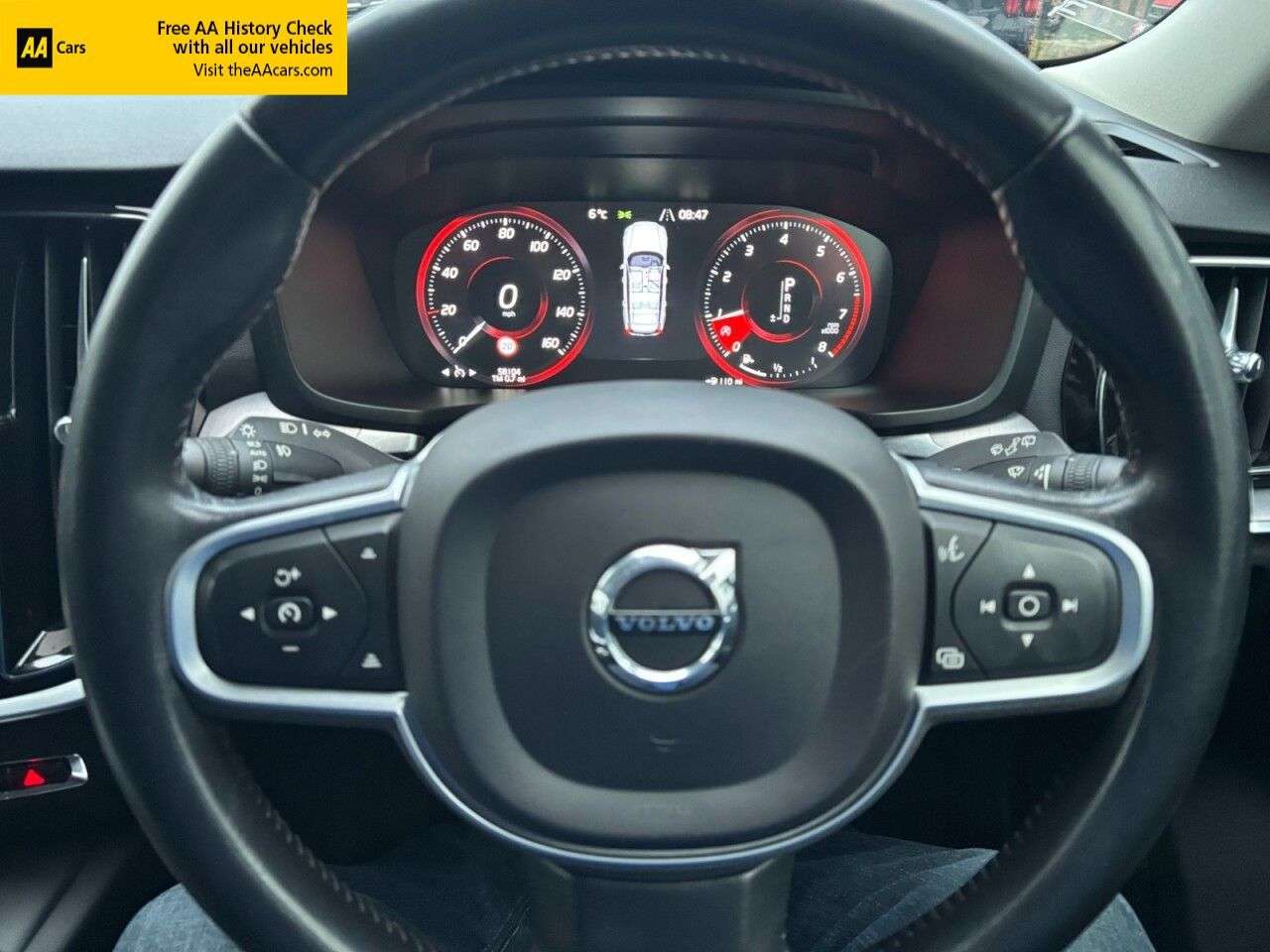 2018 VOLVO V60 2018 VOLVO V60