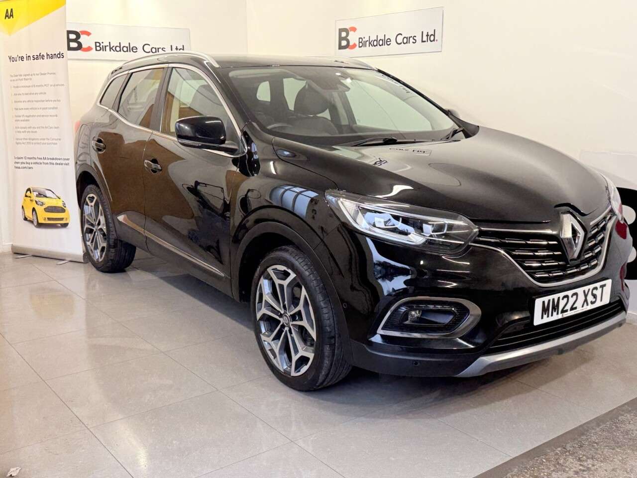 A 2022 RENAULT KADJAR 1.3 TCe Techno SUV 5dr Petrol EDC Euro 6 (s/s) (140 ps) FSH - HALF LEATHER A 2022 RENAULT KADJAR 1.3 TCe Techno SUV 5dr Petrol EDC Euro 6 (s/s) (140 ps) FSH - HALF LEATHER