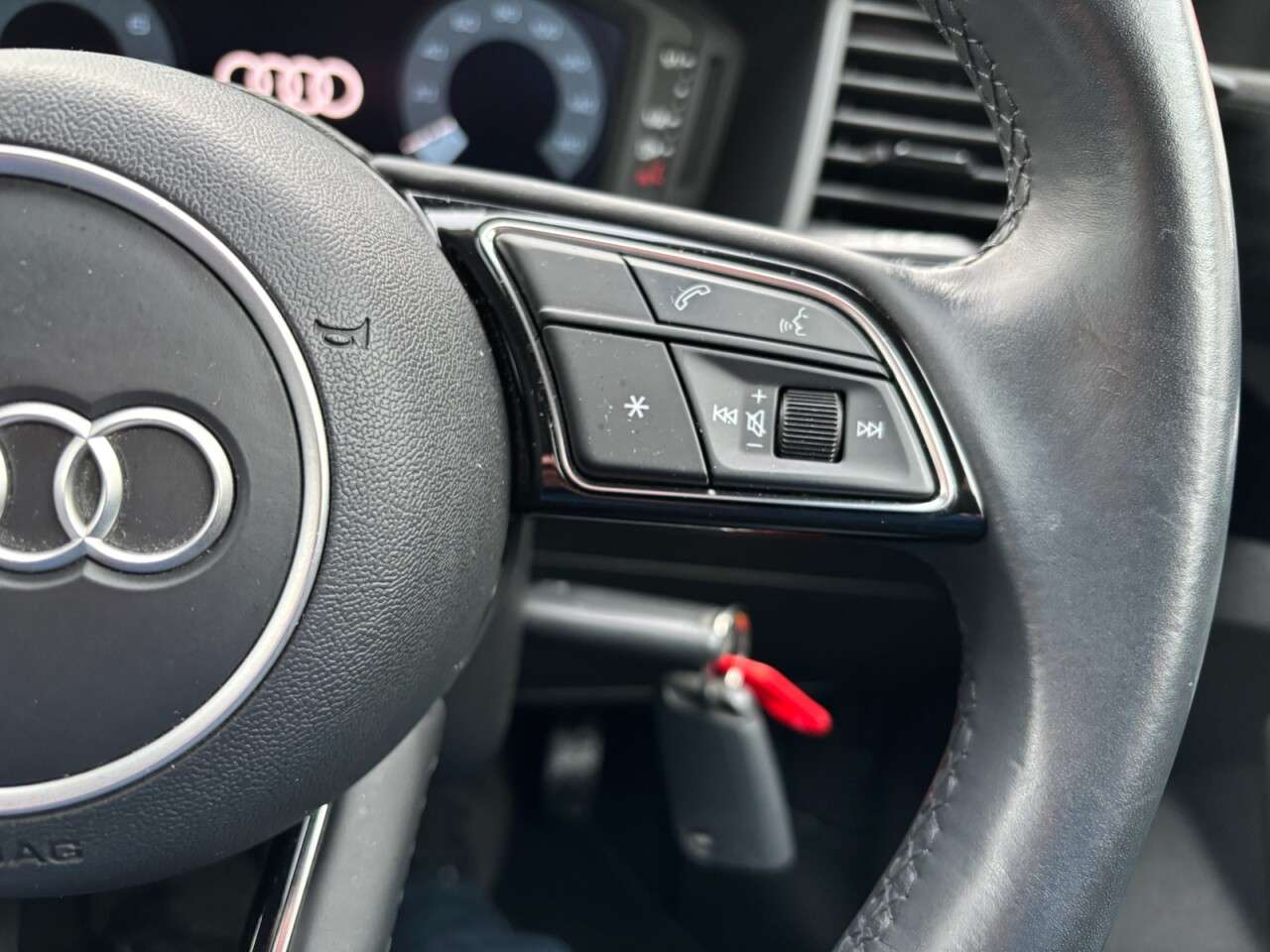 2022 AUDI A1 2022 AUDI A1