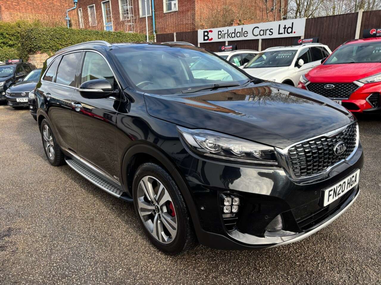 A 2020 KIA SORENTO 2.2 CRDi GT-Line S SUV 5dr Diesel 4WD Auto Euro 6 (s/s) (197 bhp) FSH (KIA) A 2020 KIA SORENTO 2.2 CRDi GT-Line S SUV 5dr Diesel 4WD Auto Euro 6 (s/s) (197 bhp) FSH (KIA)