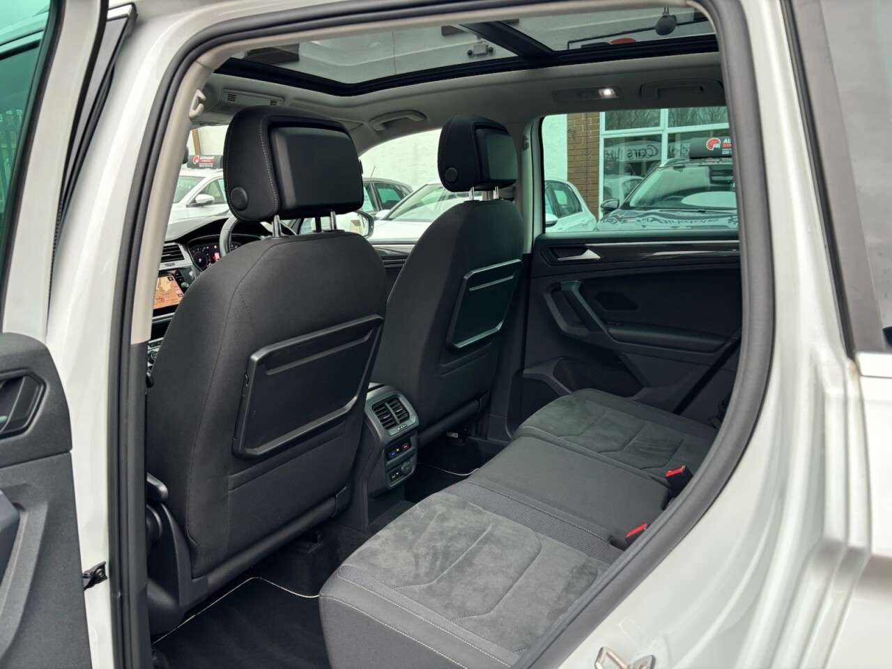 2019 VOLKSWAGEN TIGUAN 2019 VOLKSWAGEN TIGUAN