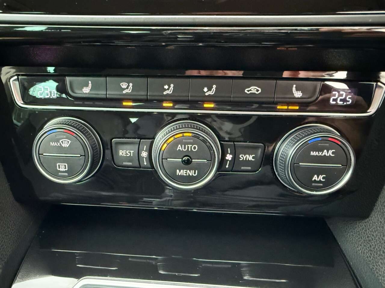 2015 VOLKSWAGEN PASSAT 2015 VOLKSWAGEN PASSAT