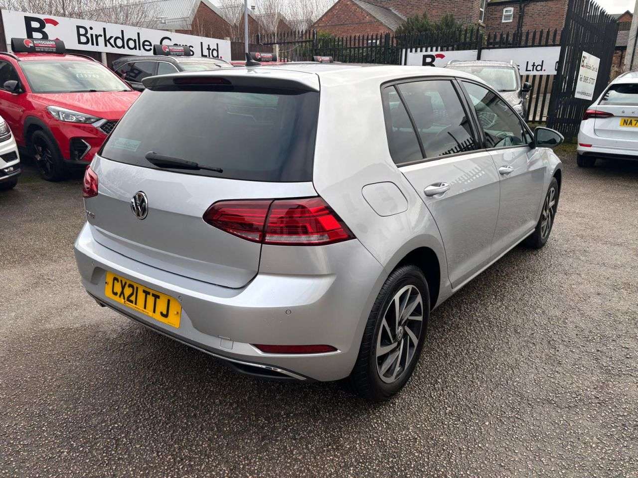 2021 VOLKSWAGEN GOLF 2021 VOLKSWAGEN GOLF