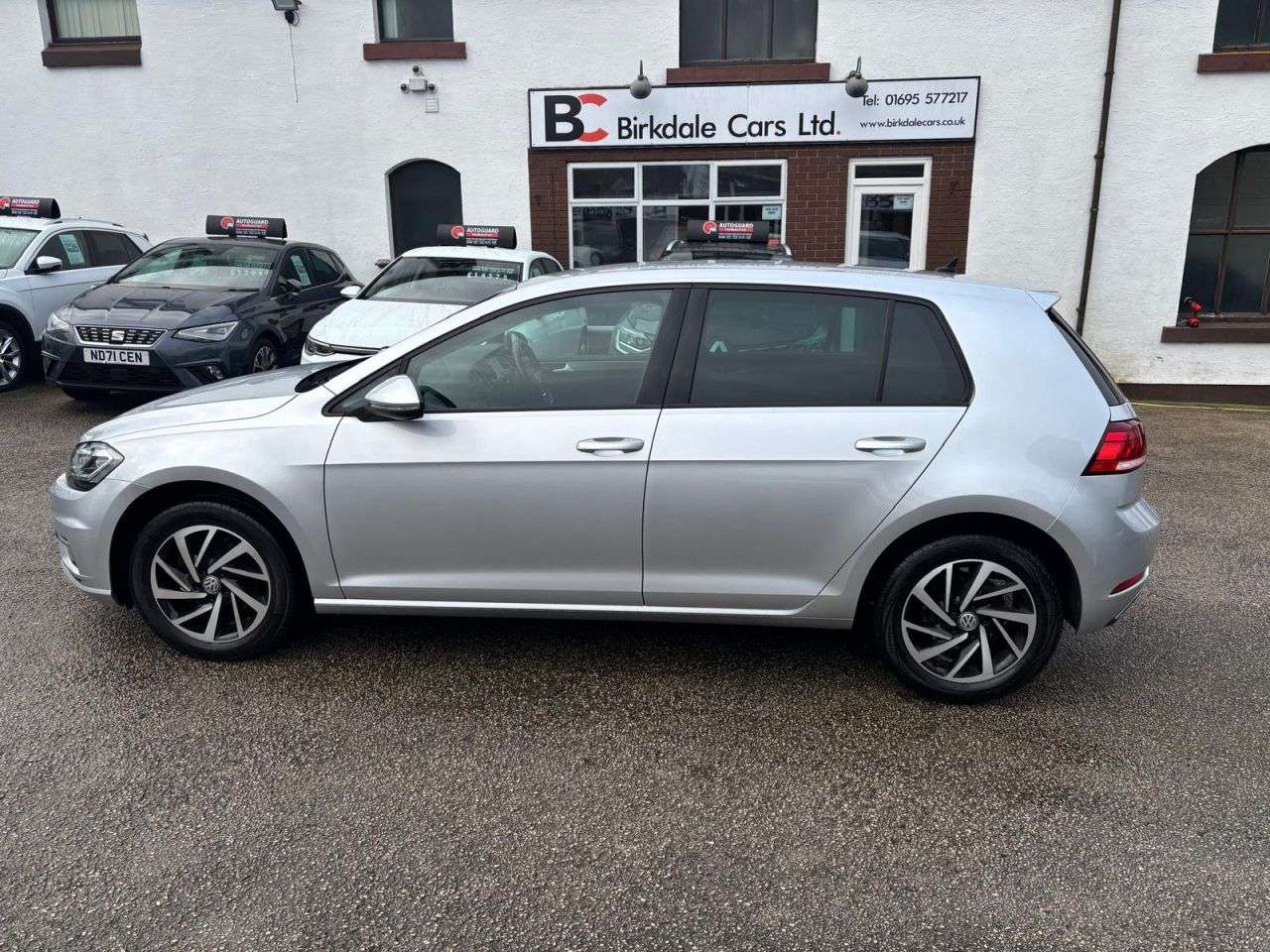 2021 VOLKSWAGEN GOLF 2021 VOLKSWAGEN GOLF