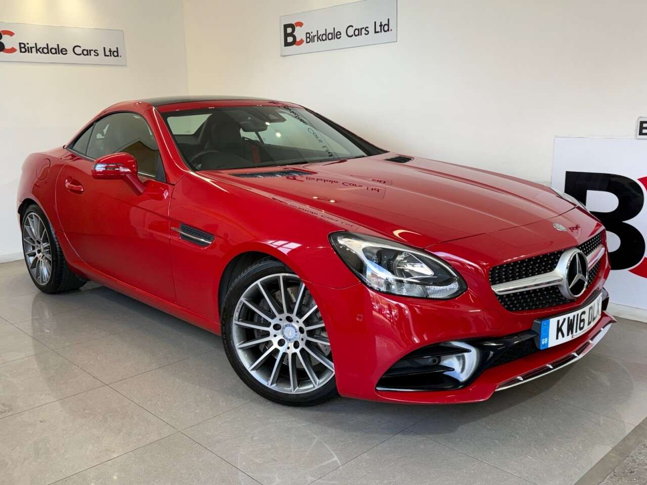 A 2016 MERCEDES-BENZ SLC 2.0 SLC200 AMG Line Convertible 2dr Petrol G-Tronic Auto Euro 6 (s/s) (184 A 2016 MERCEDES-BENZ SLC 2.0 SLC200 AMG Line Convertible 2dr Petrol G-Tronic Auto Euro 6 (s/s) (184