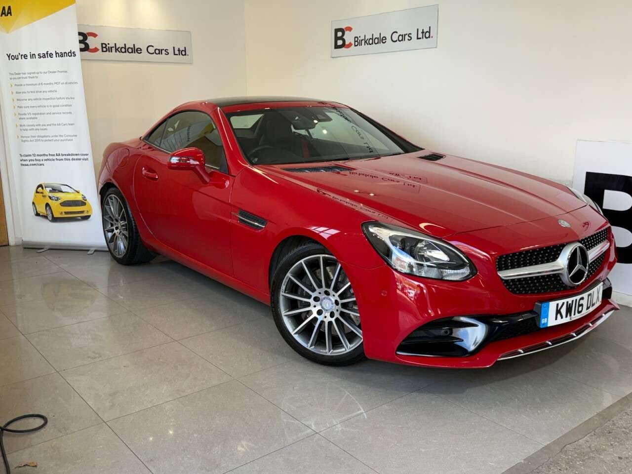 A 2016 MERCEDES-BENZ SLC 2.0 SLC200 AMG Line Convertible 2dr Petrol G-Tronic Auto Euro 6 (s/s) (184 A 2016 MERCEDES-BENZ SLC 2.0 SLC200 AMG Line Convertible 2dr Petrol G-Tronic Auto Euro 6 (s/s) (184