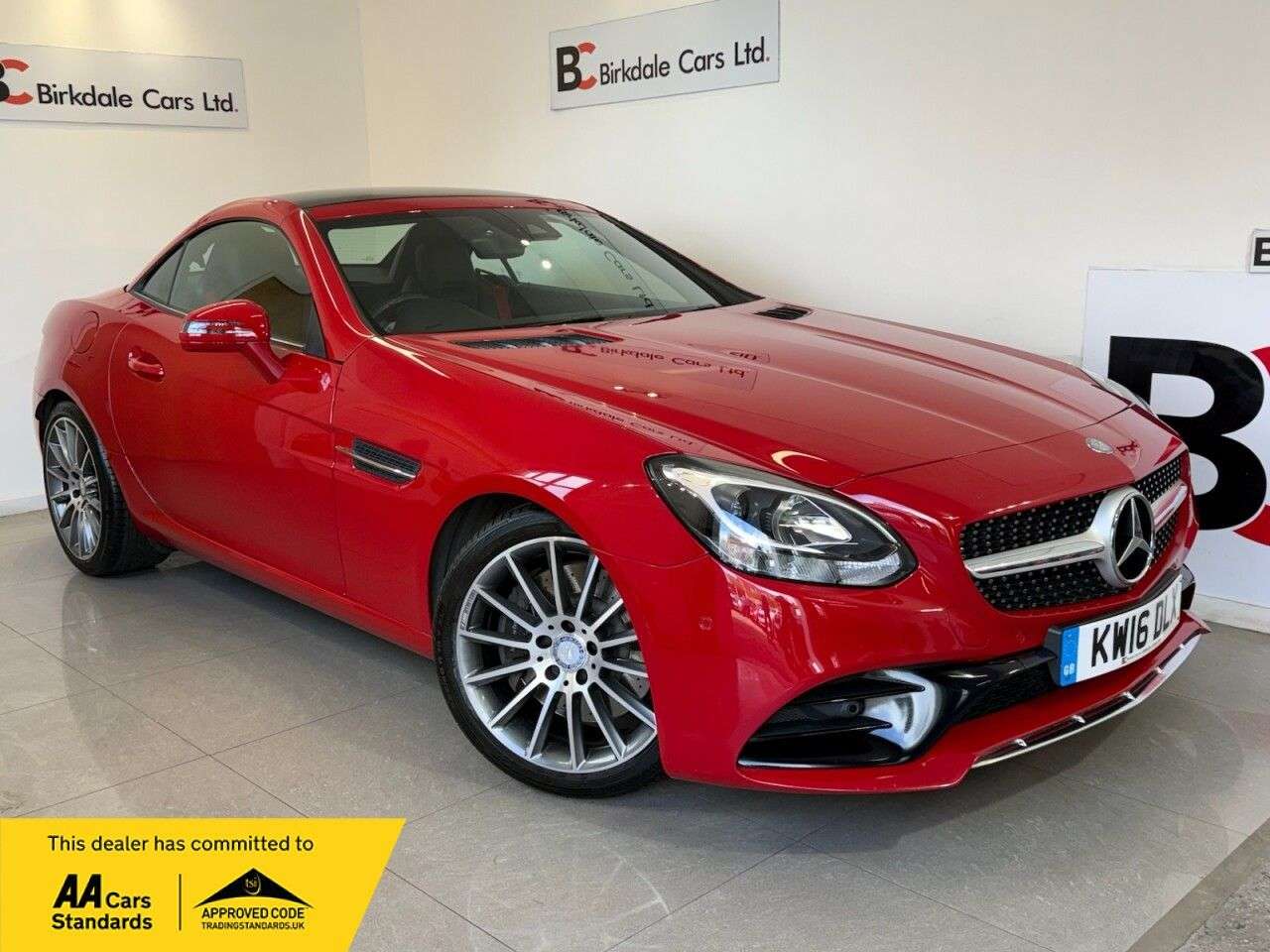 A 2016 MERCEDES-BENZ SLC 2.0 SLC200 AMG Line Convertible 2dr Petrol G-Tronic Auto Euro 6 (s/s) (184 A 2016 MERCEDES-BENZ SLC 2.0 SLC200 AMG Line Convertible 2dr Petrol G-Tronic Auto Euro 6 (s/s) (184
