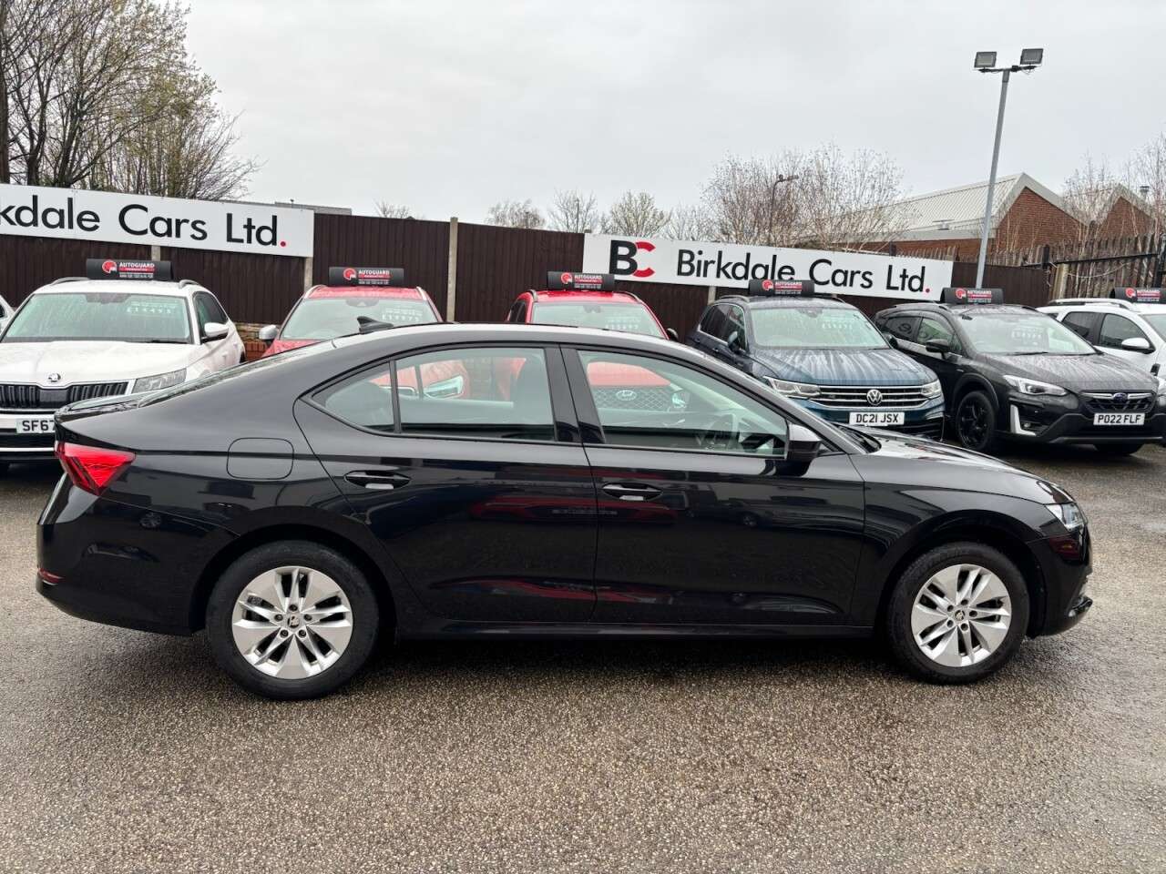 A 2022 SKODA OCTAVIA 2.0 TDI SE Hatchback 5dr Diesel DSG Euro 6 (s/s) (116 ps) FSH - CLIMATE - C A 2022 SKODA OCTAVIA 2.0 TDI SE Hatchback 5dr Diesel DSG Euro 6 (s/s) (116 ps) FSH - CLIMATE - C