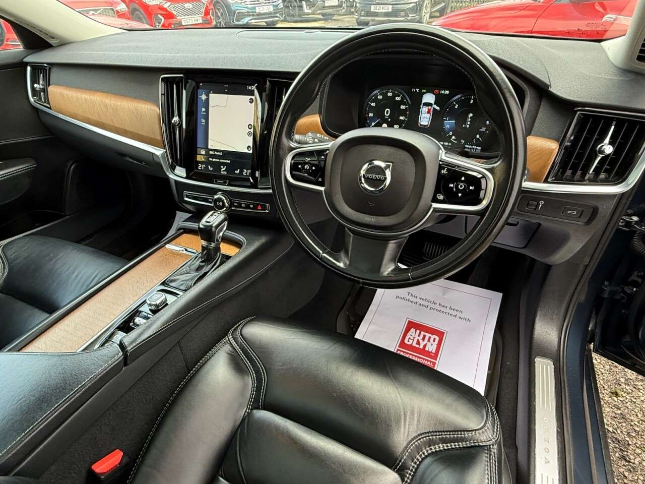 2018 VOLVO V90 2018 VOLVO V90