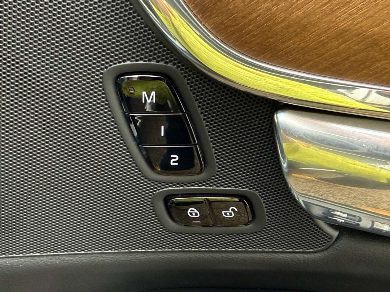 2018 VOLVO V90 2018 VOLVO V90
