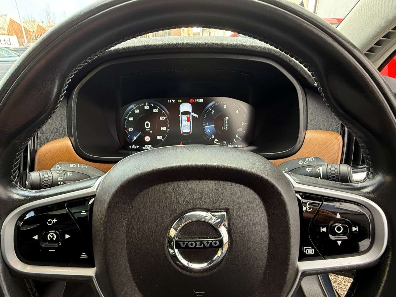 2018 VOLVO V90 2018 VOLVO V90
