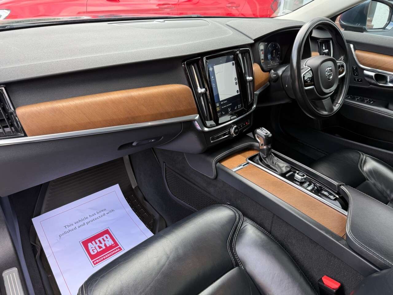 2018 VOLVO V90 2018 VOLVO V90