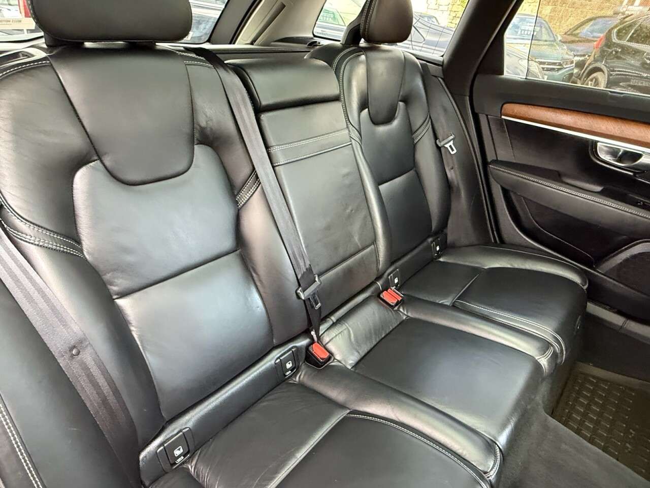 2018 VOLVO V90 2018 VOLVO V90