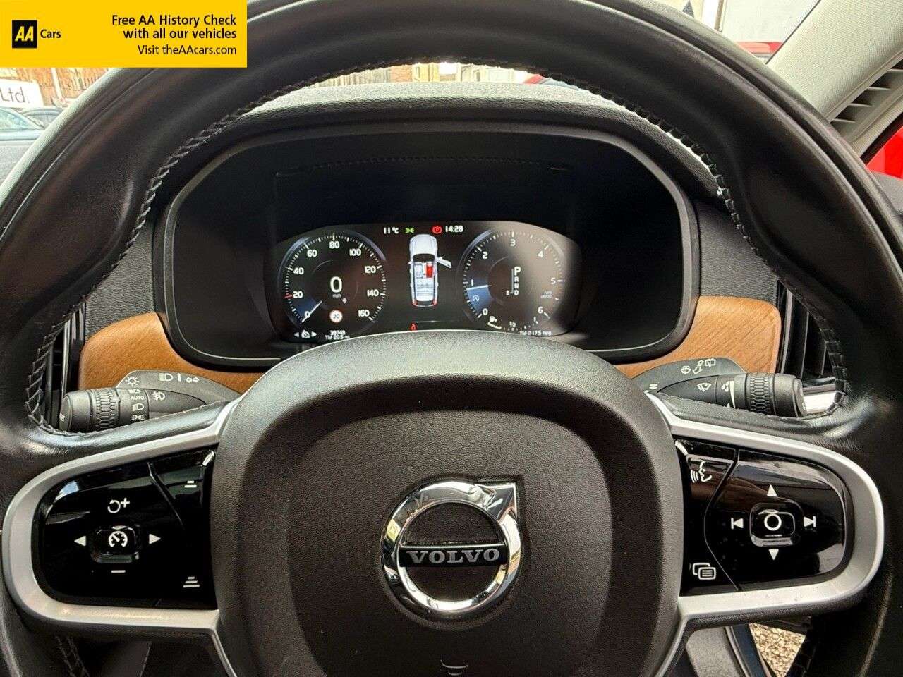 2018 VOLVO V90 2018 VOLVO V90