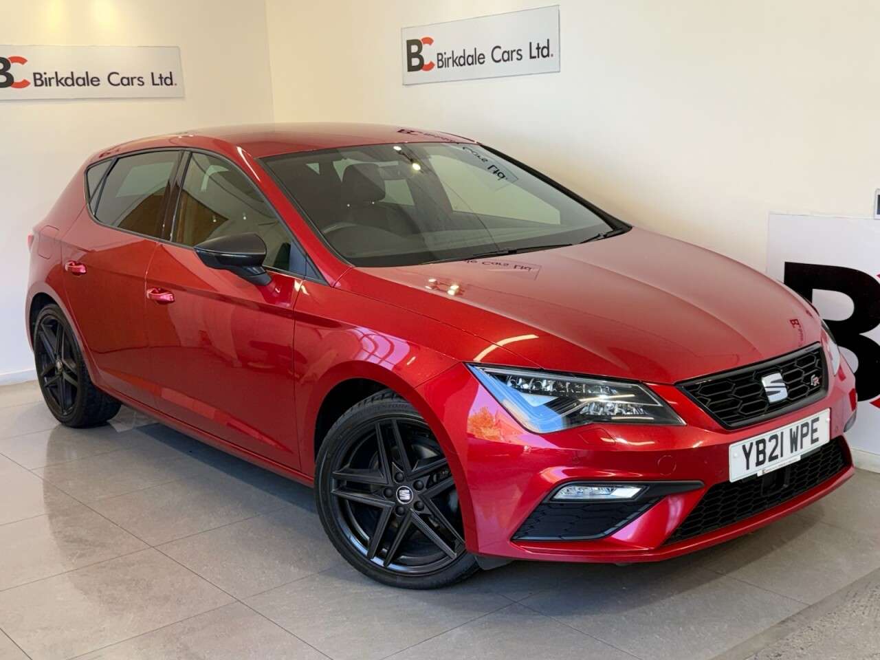 A 2021 SEAT LEON 1.5 TSI EVO FR Black Edition Hatchback 5dr Petrol Manual Euro 6 (s/s) (150 A 2021 SEAT LEON 1.5 TSI EVO FR Black Edition Hatchback 5dr Petrol Manual Euro 6 (s/s) (150