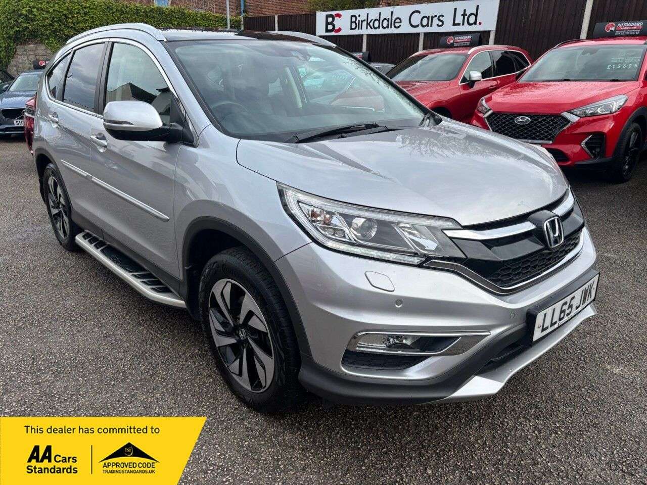 A 2015 HONDA CR-V 1.6 i-DTEC EX SUV 5dr Diesel Auto 4WD Euro 6 (160 ps) FSH - LEATHER/HEATED A 2015 HONDA CR-V 1.6 i-DTEC EX SUV 5dr Diesel Auto 4WD Euro 6 (160 ps) FSH - LEATHER/HEATED